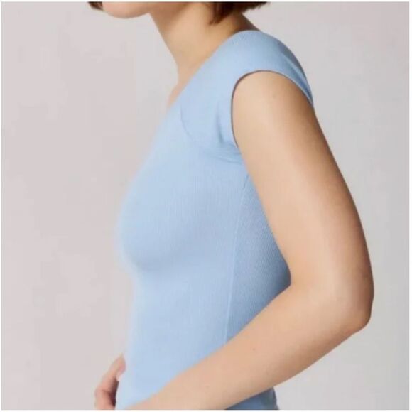 BDG Urban Outfitters Shannen Ribbed V-Neck Top - Picture 3 of 5